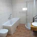 Romantic-huntinglodge-en-provence**** Prázdninový dům *