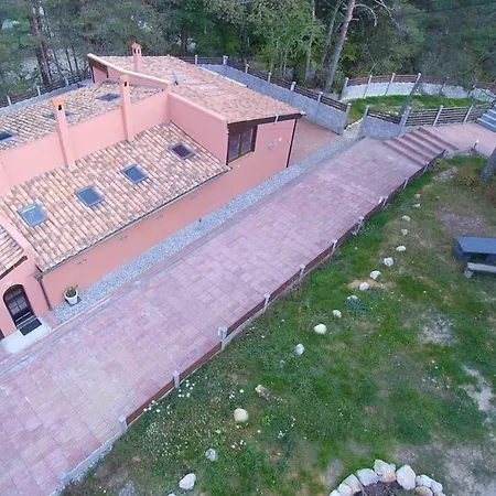 Romantic-huntinglodge-en-provence**** *